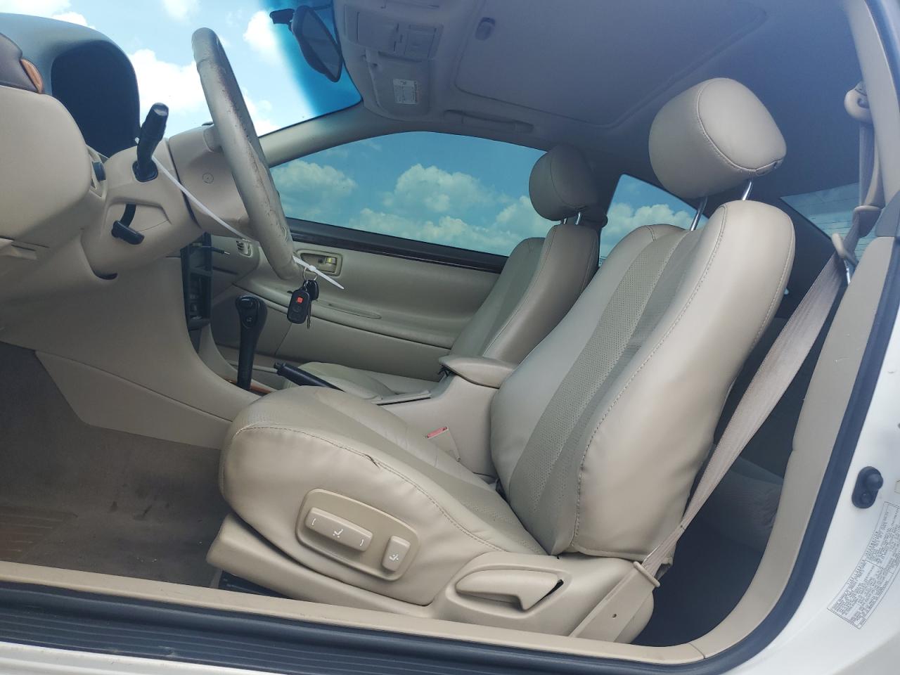 2002 Toyota Camry Solara Se VIN: 2T1CF22P82C592984 Lot: 63366635