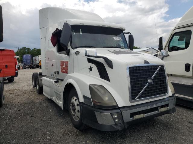 2012 Volvo Vnl Semi Truck