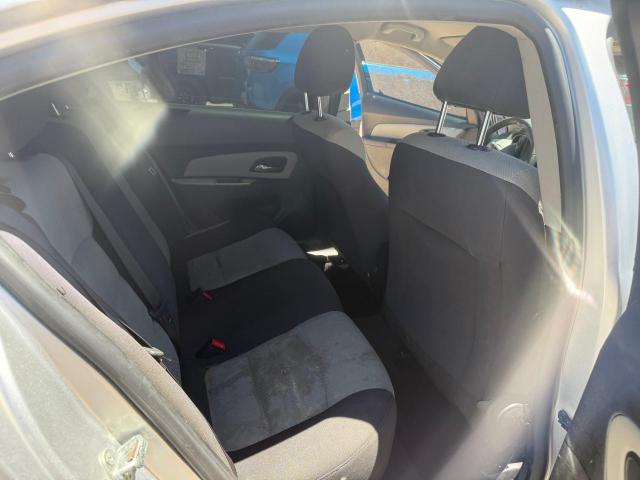 Sedans CHEVROLET CRUZE 2015 Silver