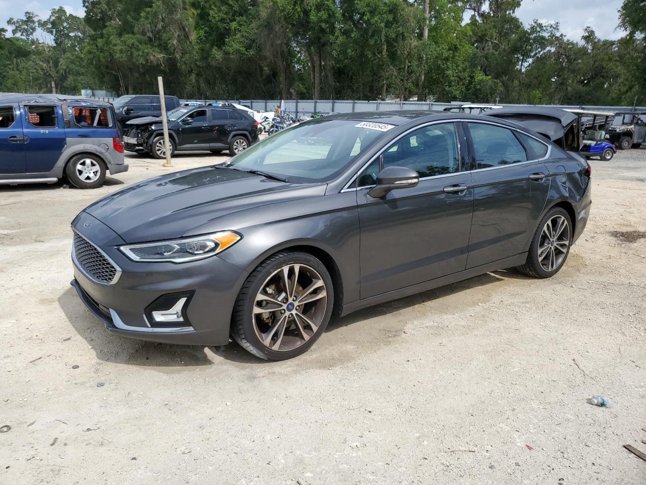 2019 Ford Fusion Tit 2.0L for Sale in Ocala, FL - Rear End