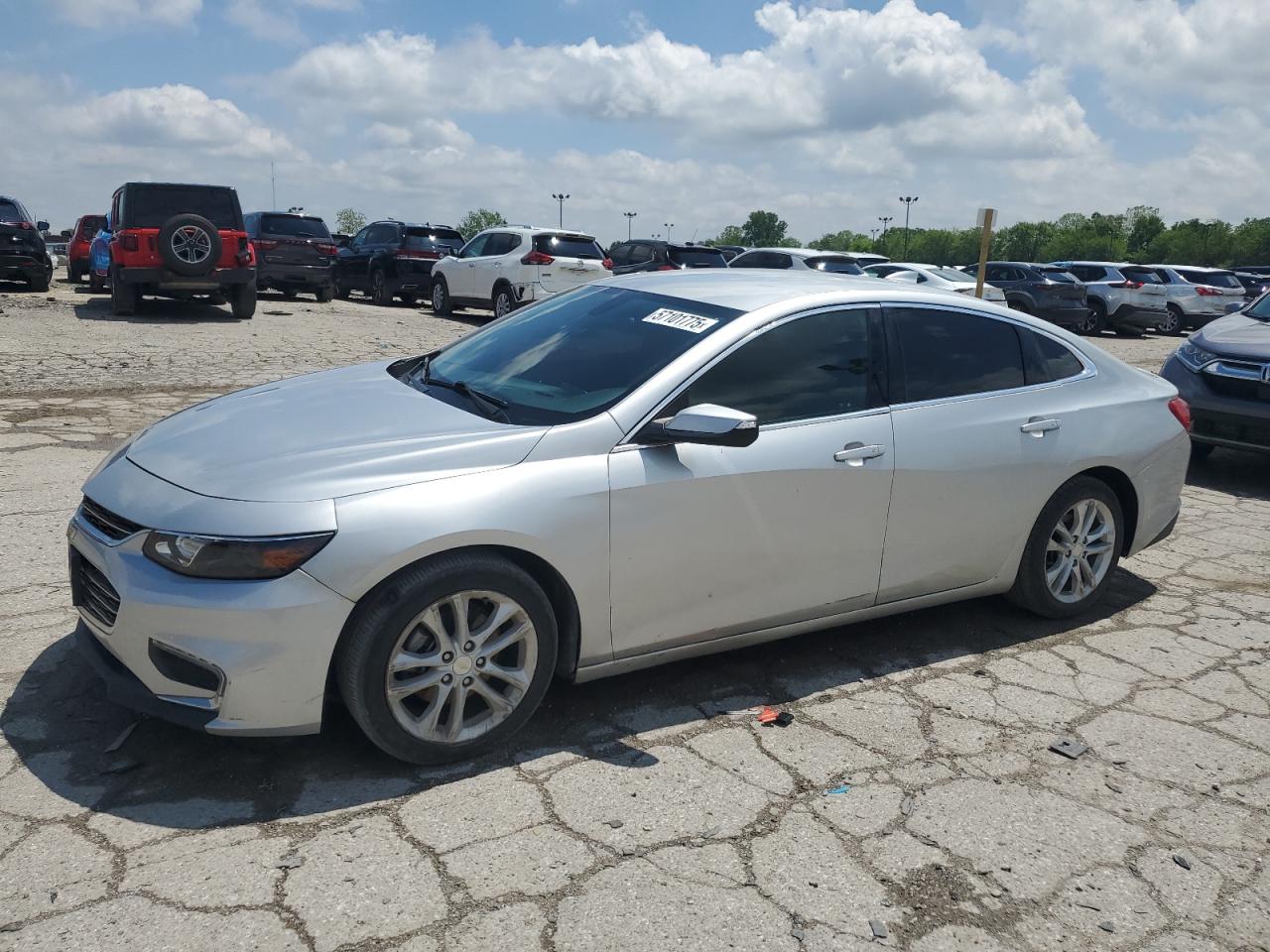 2016 Chevrolet Malibu Lt for Sale in Indianapolis, IN - Rear End