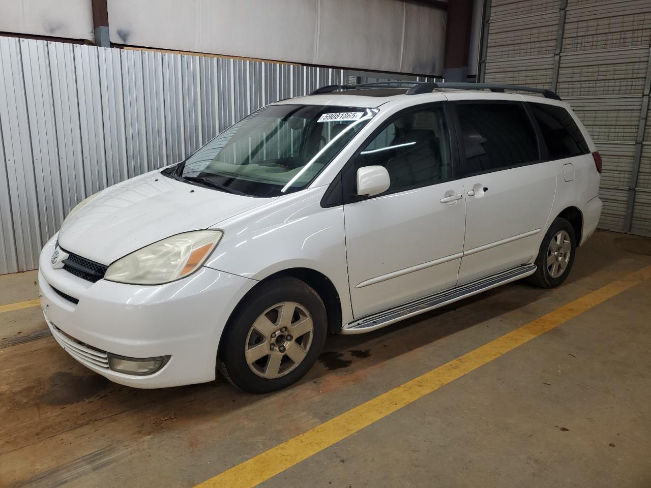 2004 Toyota Sienna Xle for Sale in Mocksville, NC - Side