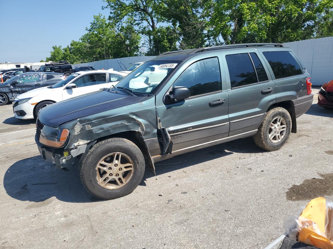 2002 Jeep Grand Cherokee Laredo for Sale in Bridgeton, MO - Front End