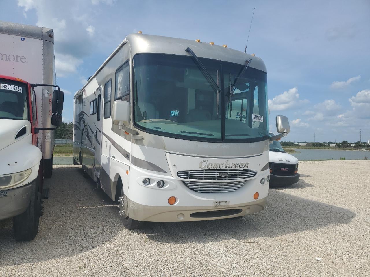 2006 Workhorse Custom Chassis Motorhome Chassis W22 for Sale in Arcadia, FL - Top/Roof