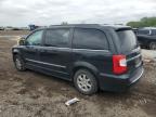 2011 Chrysler Town & Country Touring L de vânzare în Chicago Heights, IL - Front End