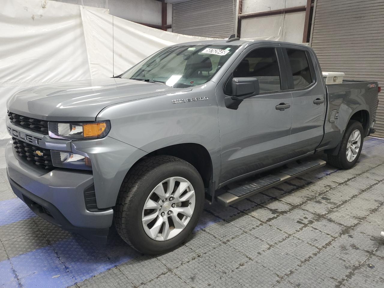 2020 Chevrolet Silverado K1500 Custom de vânzare în Dunn, NC - Minor Dent/Scratches