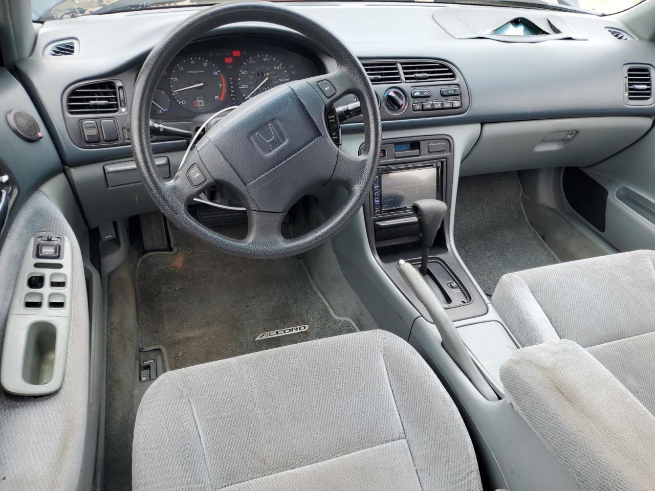 1996 Honda Accord Lx VIN: 1HGCD5638TA224441 Lot: 57656165
