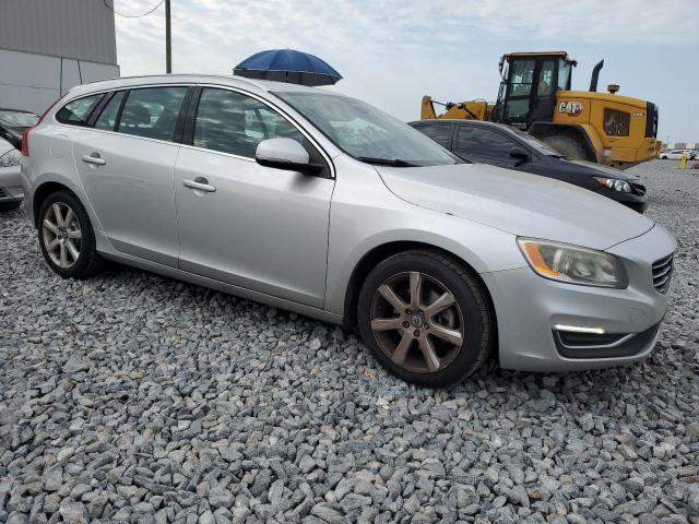  VOLVO V60 2016 Серебристый