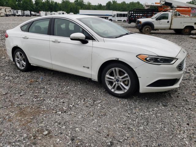  FORD FUSION 2018 Белый