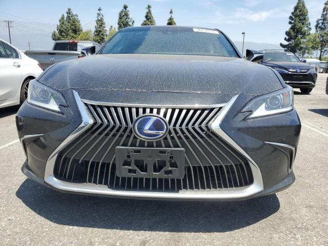  LEXUS ES300 2021 Черный