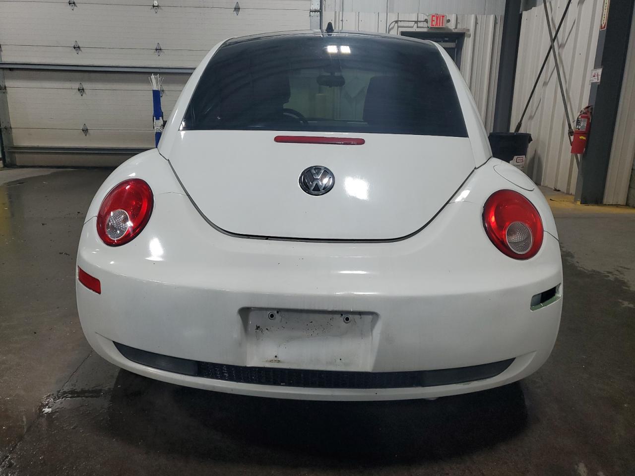2007 Volkswagen New Beetle 2.5L Option Package 1 VIN: 3VWRW31C97M501683 Lot: 57724255