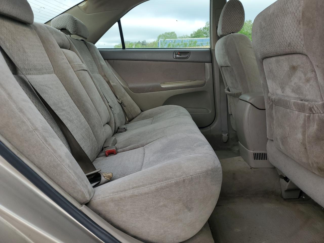 2004 Toyota Camry Le VIN: 4T1BE32K74U794077 Lot: 55797585