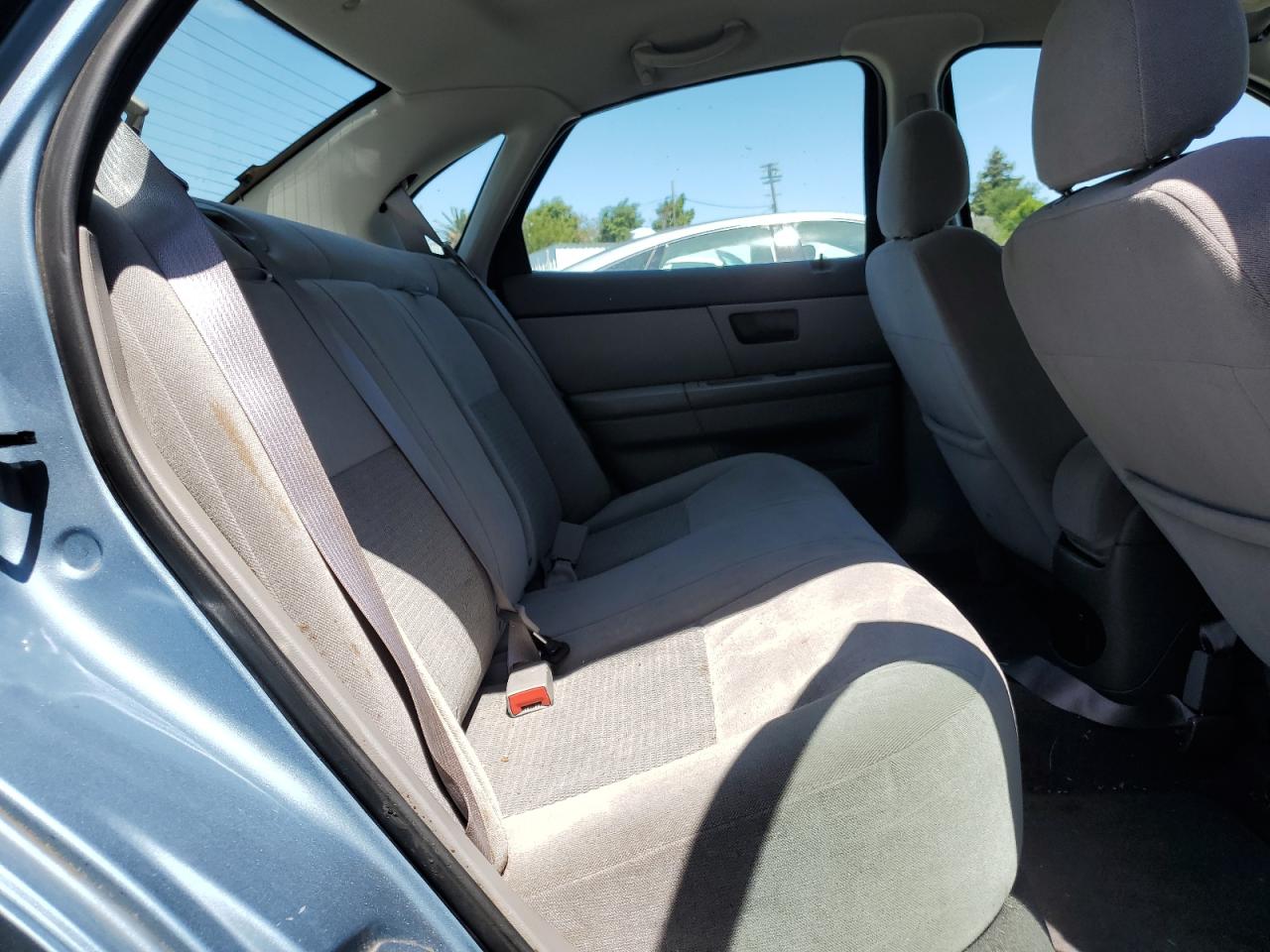2005 Ford Taurus Se VIN: 1FAFP53295A147621 Lot: 58904295