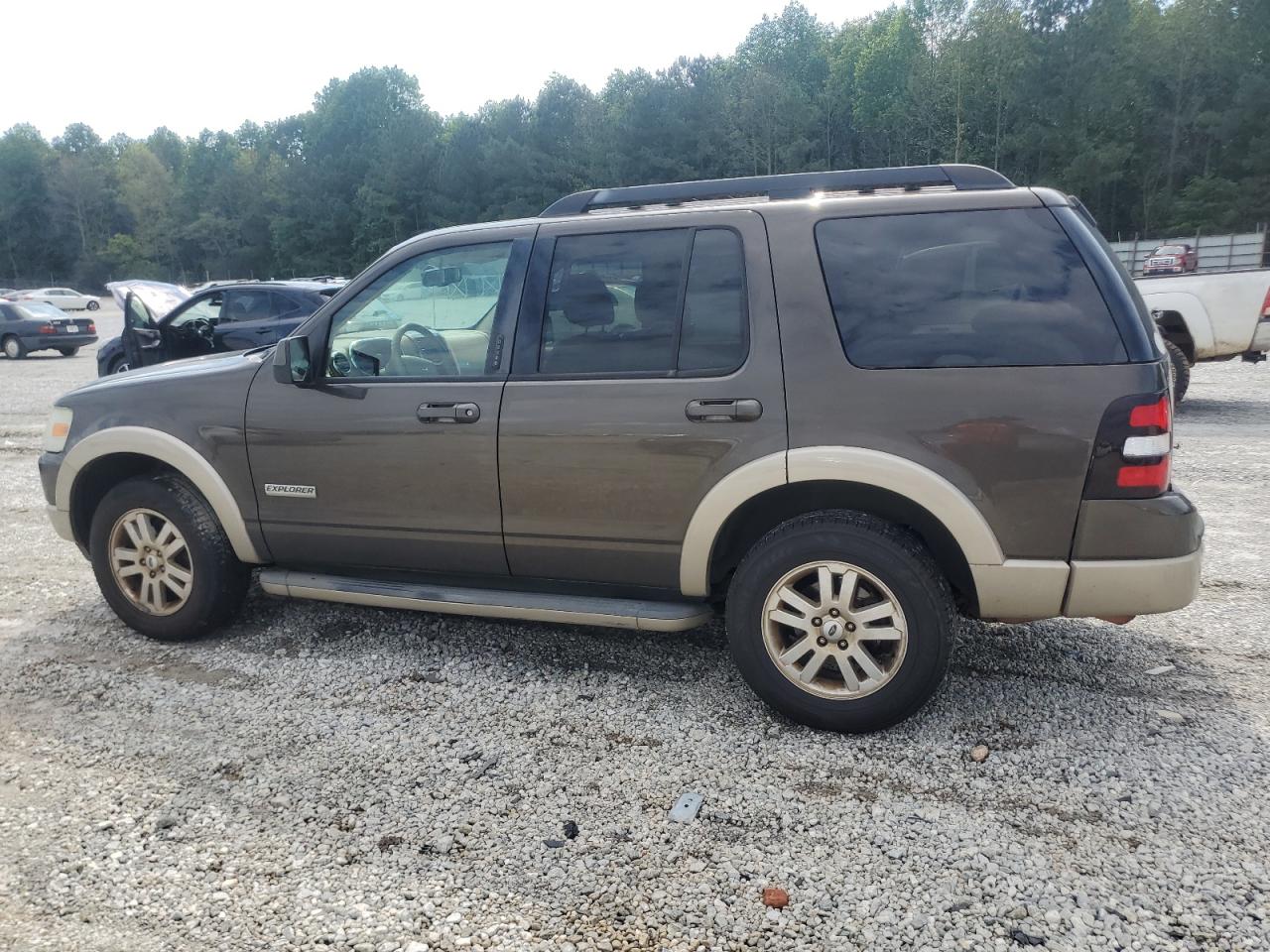 2008 Ford Explorer Eddie Bauer VIN: 1FMEU64E78UB32708 Lot: 56686295