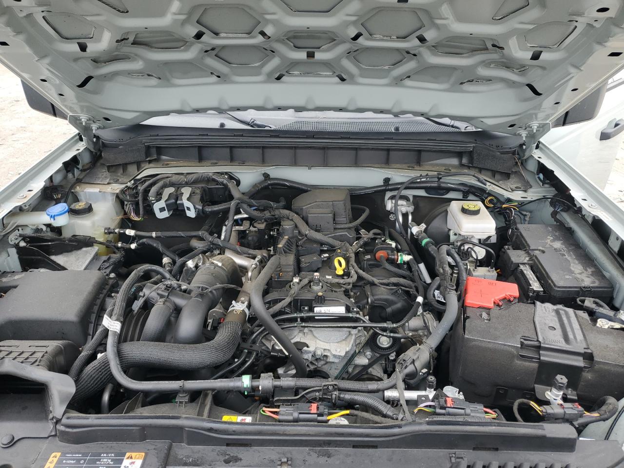 2022 Ford Bronco Base VIN: 1FMDE5BH3NLB13770 Lot: 56737625