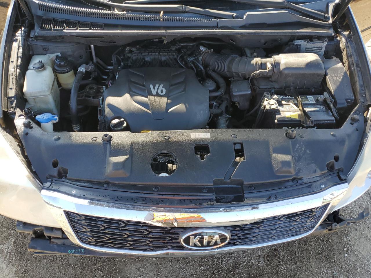 2011 Kia Sedona Lx VIN: KNDMG4C76B6379213 Lot: 58155725