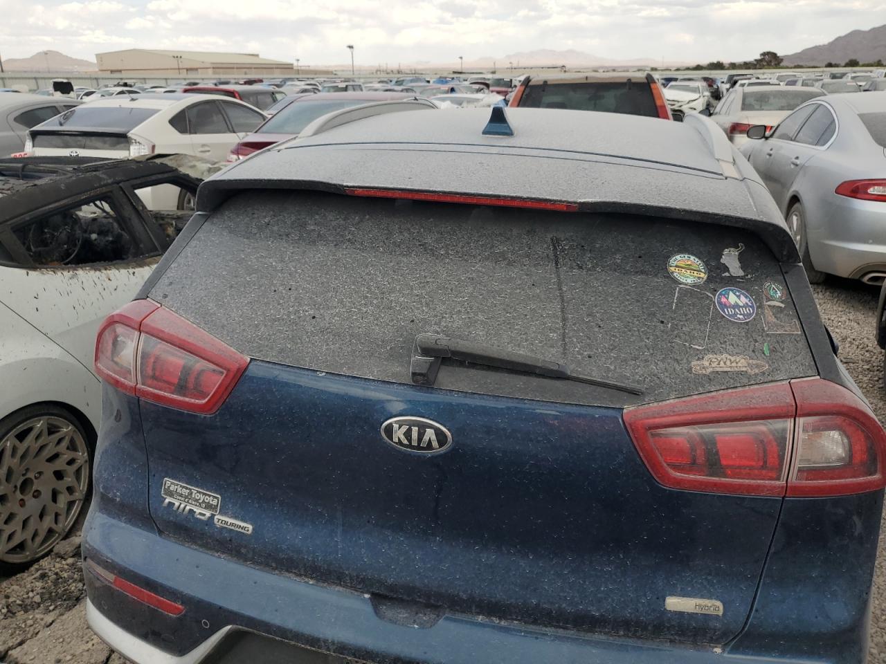 KNDCE3LC3H5076915 2017 Kia Niro Ex Touring