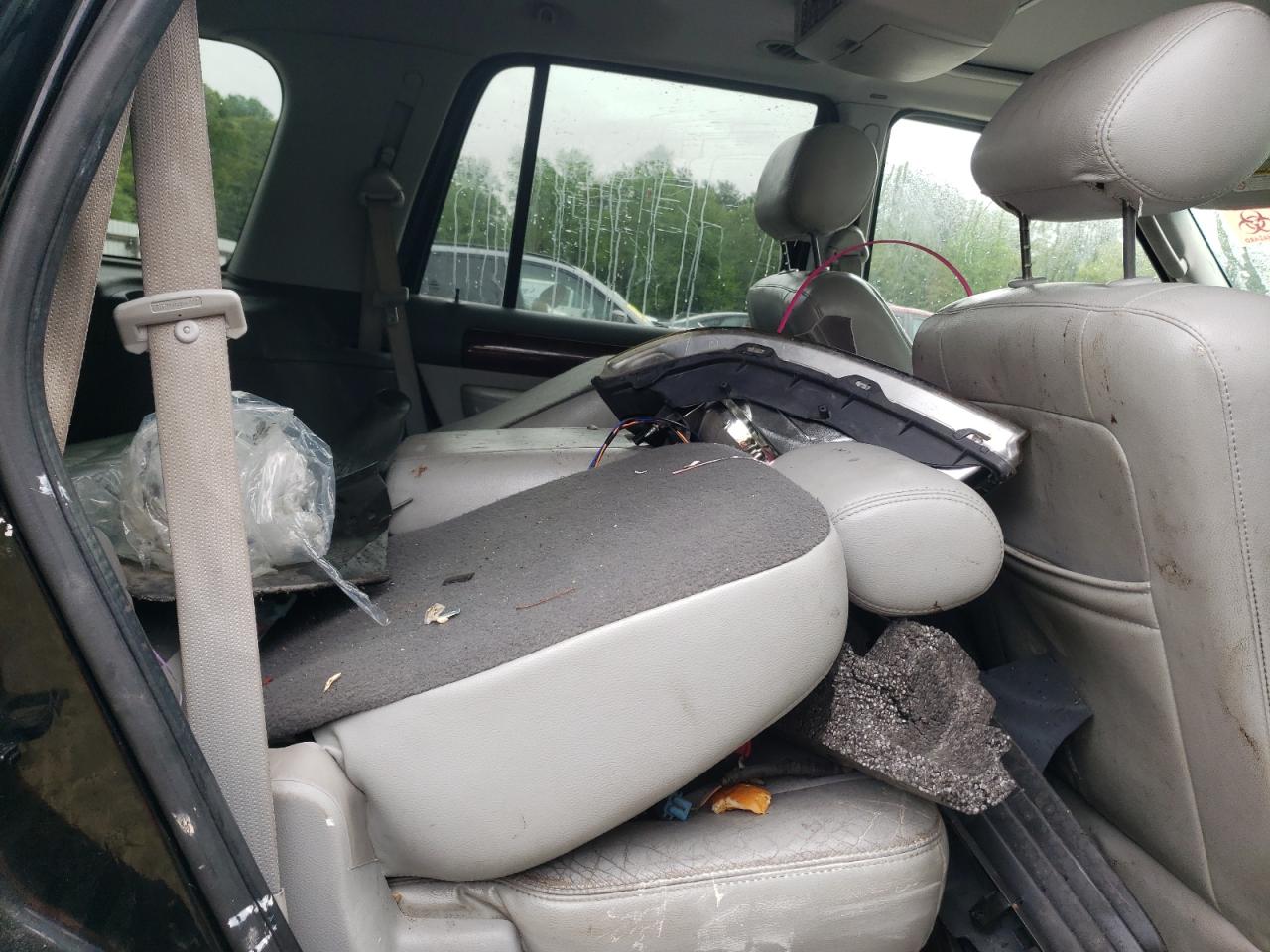 2004 Lincoln Navigator VIN: 5LMFU28R24LJ29044 Lot: 55731515
