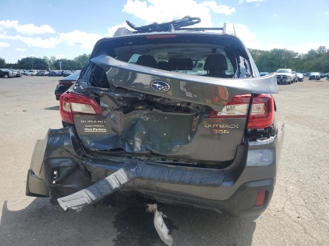  SUBARU OUTBACK 2018 Gray