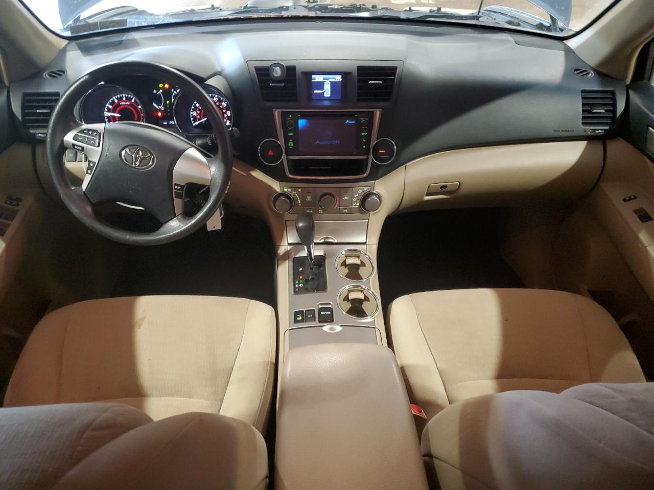 2013 Toyota Highlander Base VIN: 5TDBK3EH8DS197117 Lot: 56550315