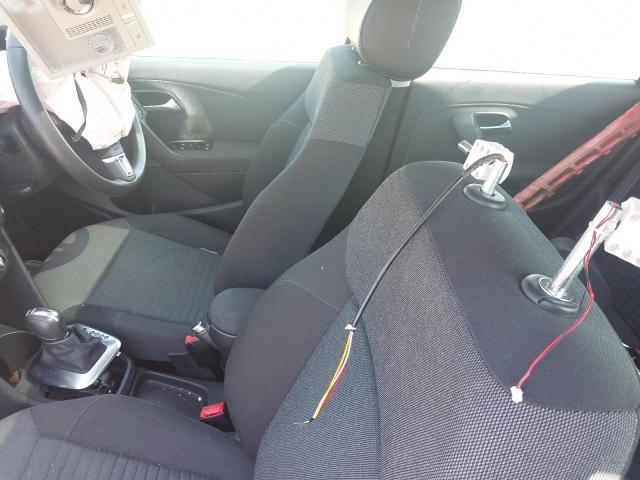 2013 VOLKSWAGEN POLO