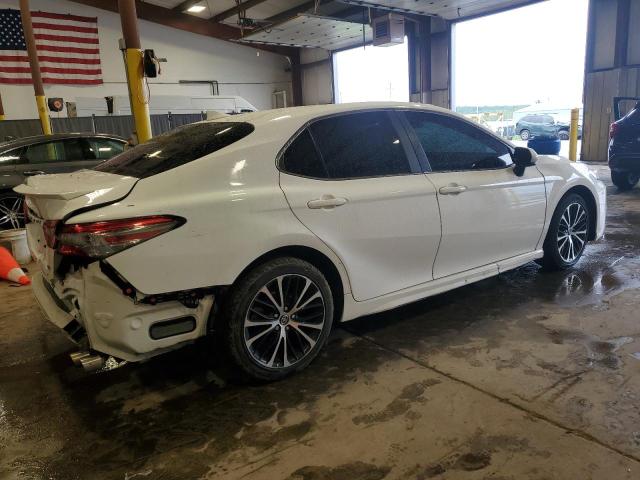  TOYOTA CAMRY 2019 Biały