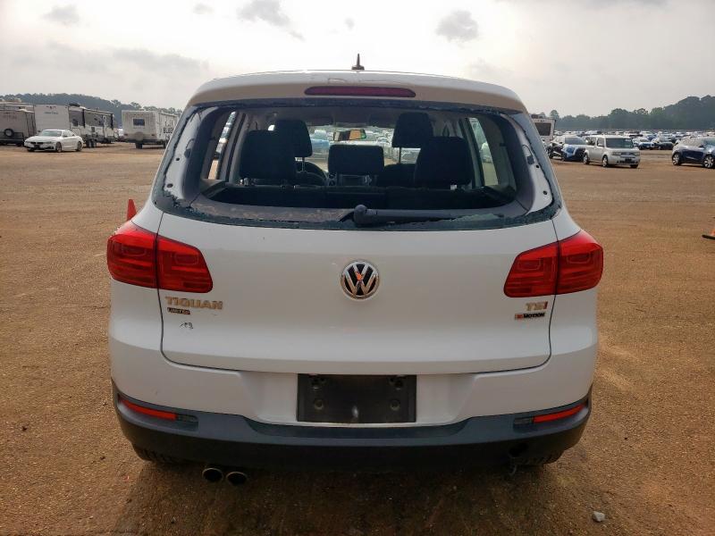 Parquets VOLKSWAGEN TIGUAN 2017 White