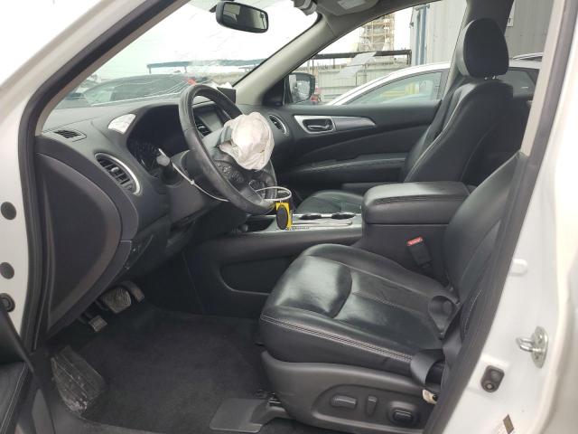  NISSAN PATHFINDER 2017 Білий