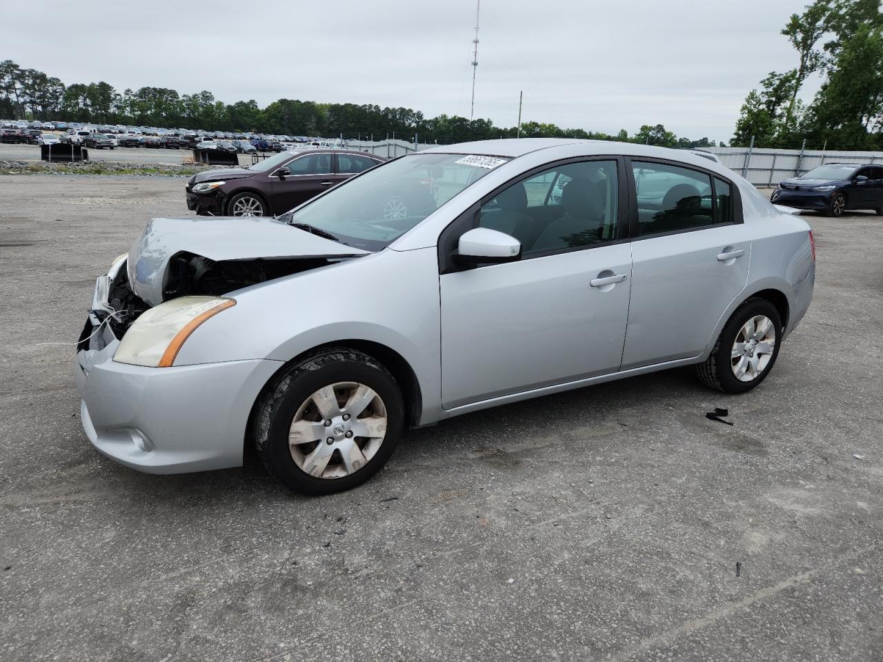 2012 Nissan Sentra 2.0   للبيع في Dunn، NC - Front End