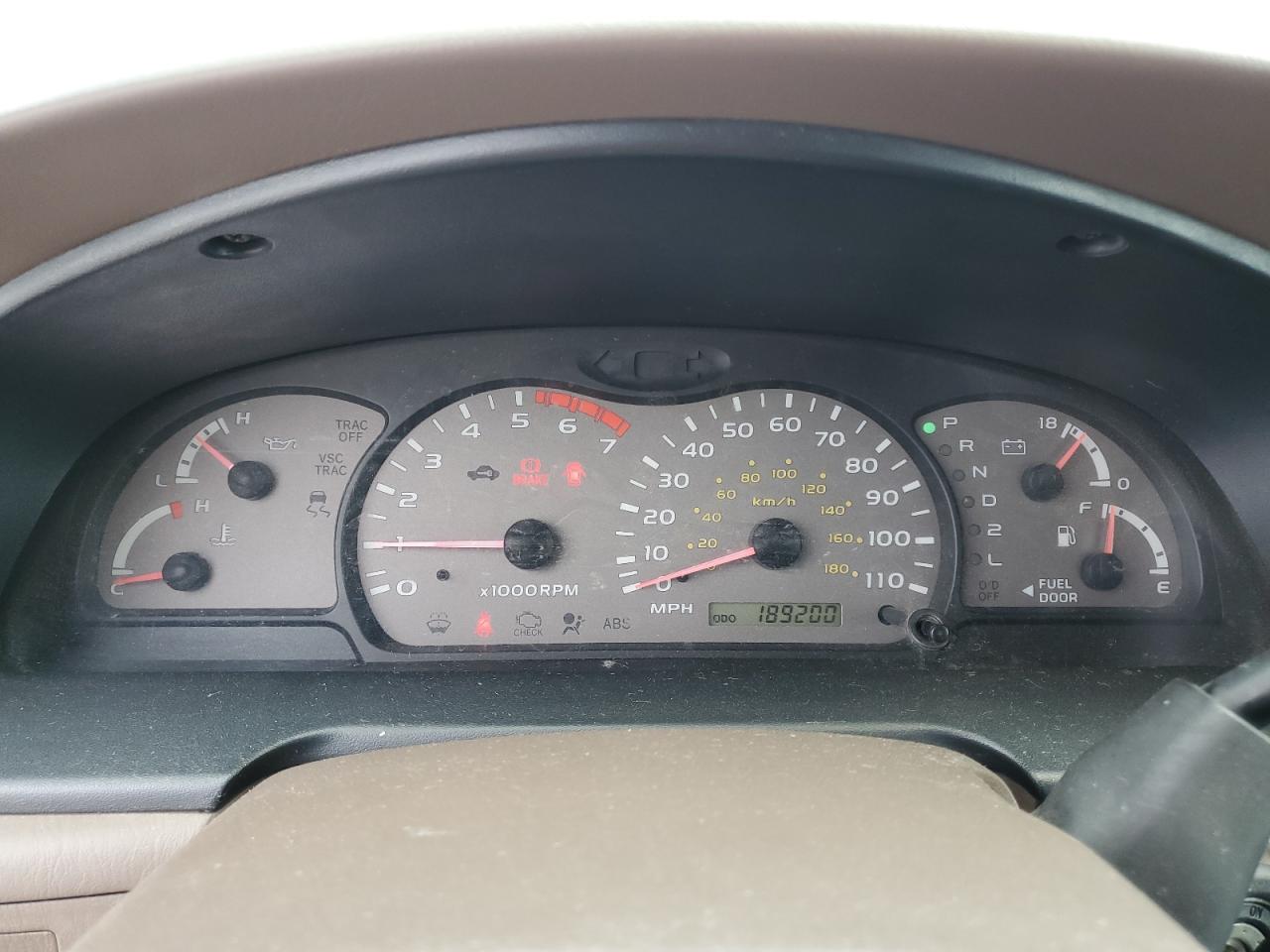 2002 Toyota Sequoia Sr5 VIN: 5TDZT34A32S091509 Lot: 56633655