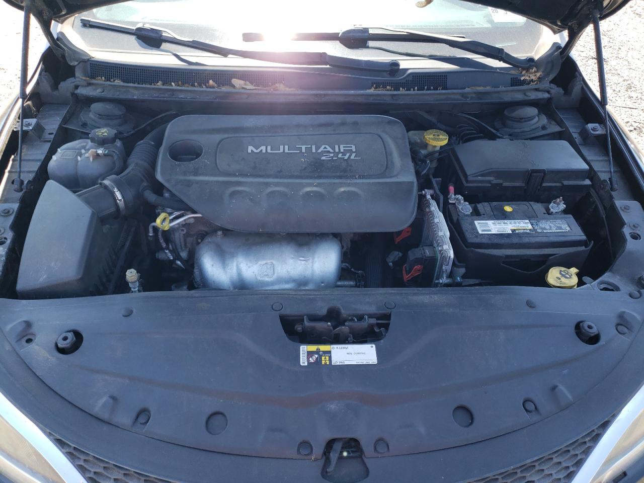 2016 Chrysler 200 Limited VIN: 1C3CCCAB6GN124586 Lot: 64297125