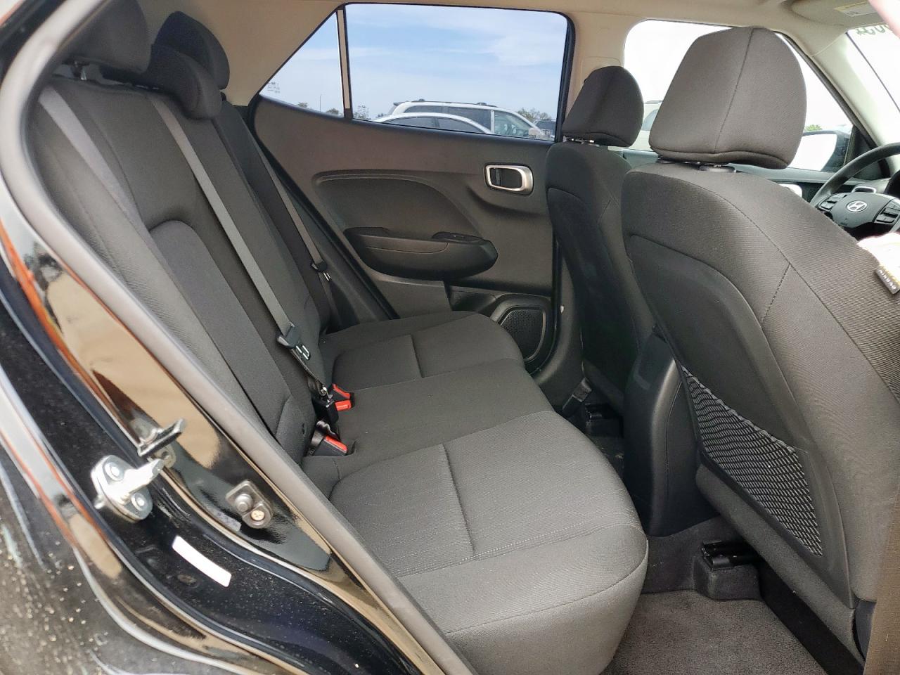 2024 Hyundai Venue Se VIN: KMHRB8A39RU325191 Lot: 58727385
