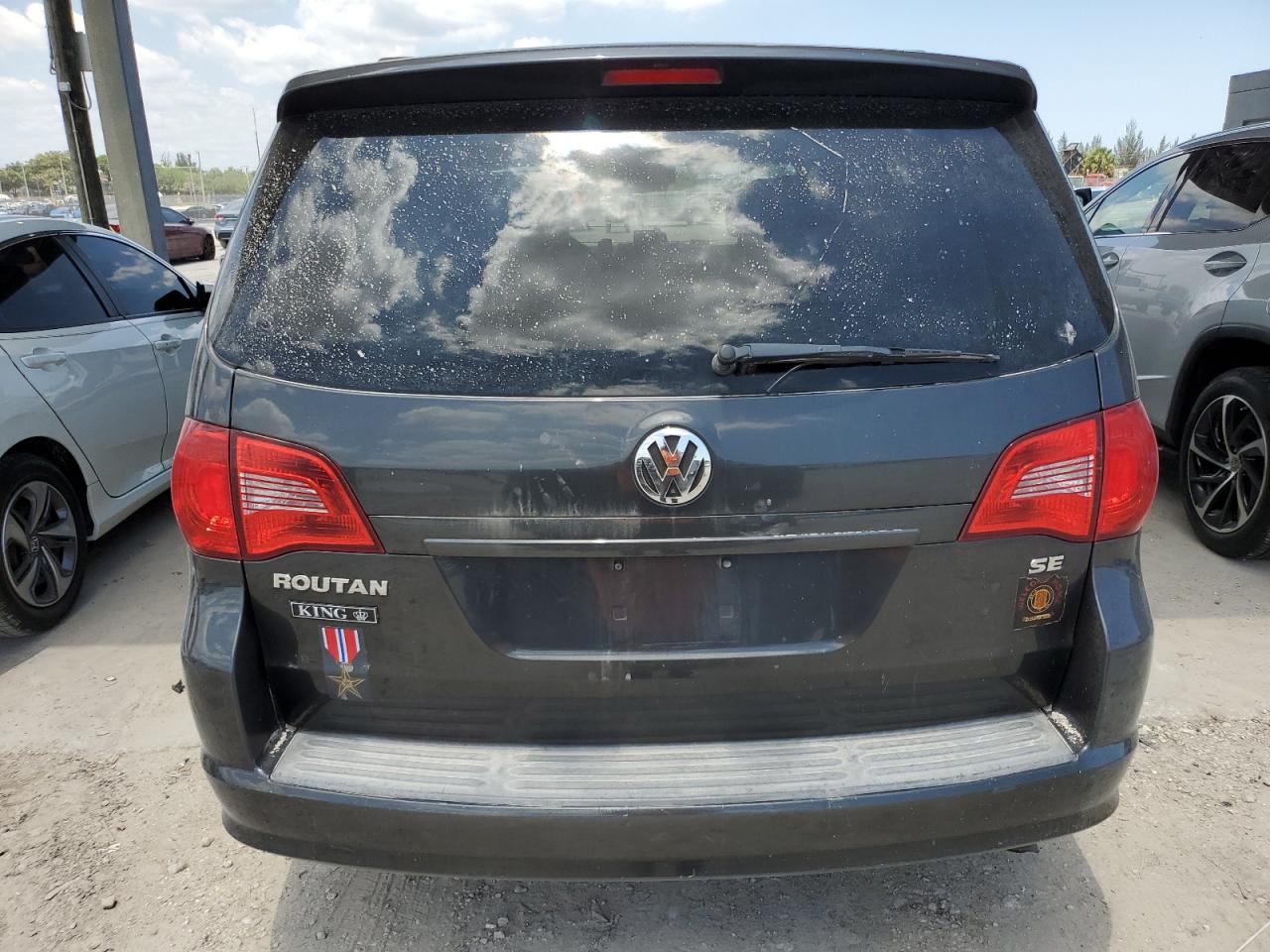 2012 Volkswagen Routan Se VIN: 2C4RVABG7CR240326 Lot: 56732955