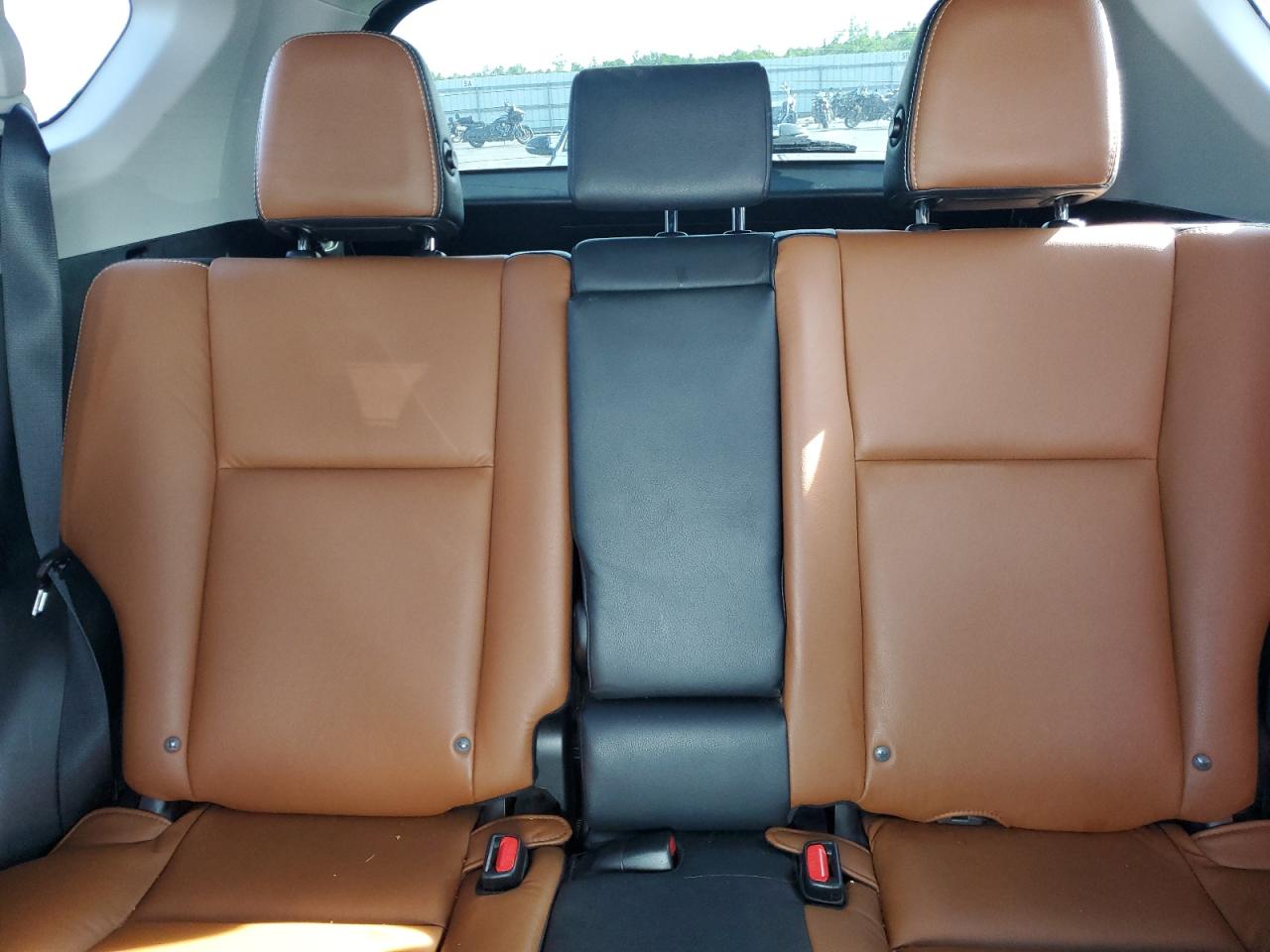 2017 Toyota Rav4 Limited VIN: 2T3DFREV5HW557504 Lot: 56407305