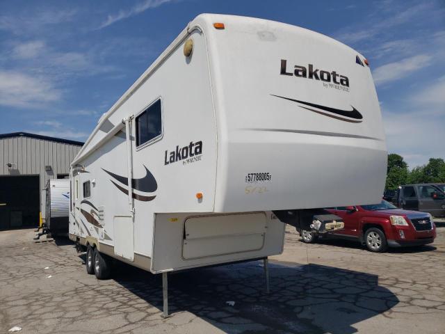 2006 Mcke Lakota