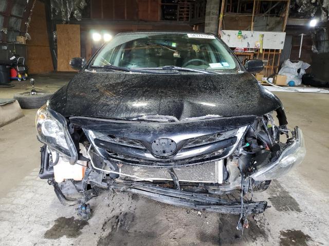  TOYOTA COROLLA 2013 Czarny