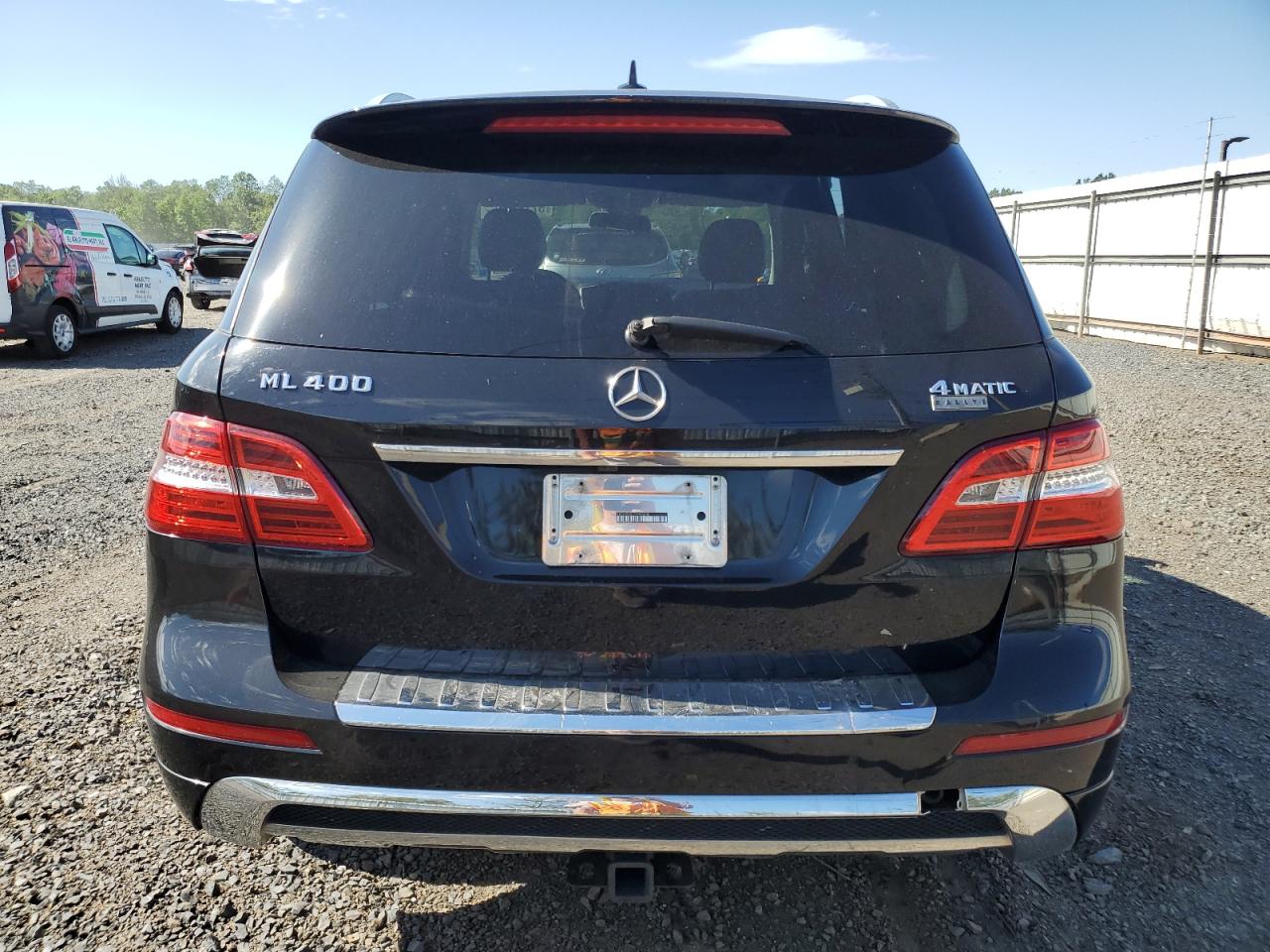 2015 Mercedes-Benz Ml 400 4Matic VIN: 4JGDA5GB3FA445205 Lot: 57187345