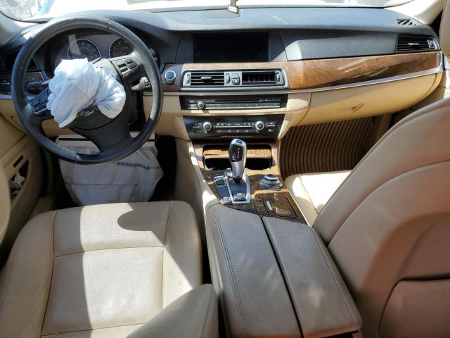  BMW 5 SERIES 2013 Серебристый