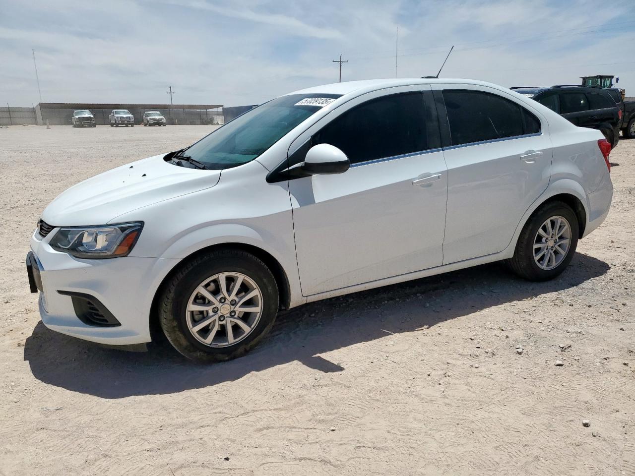 2017 Chevrolet Sonic Lt на продаже в Andrews, TX - Hail