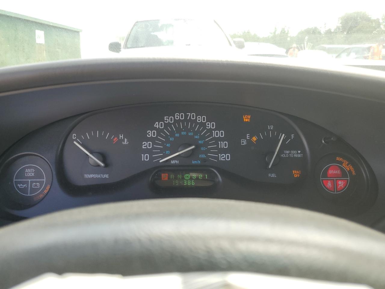 2002 Buick Century Custom VIN: 2G4WS52J921190360 Lot: 55645865