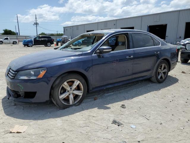  VOLKSWAGEN PASSAT 2013 Синий