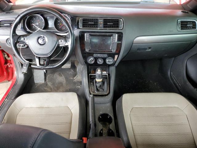  VOLKSWAGEN JETTA 2017 Красный