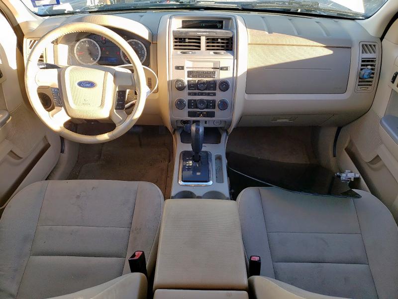  FORD ESCAPE 2012 Biały