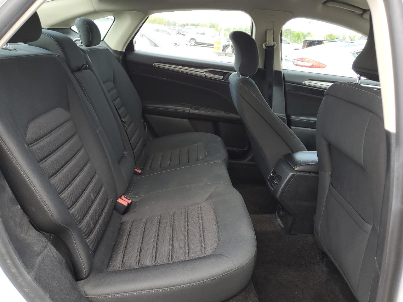 2019 Ford Fusion Se VIN: 3FA6P0LUXKR124838 Lot: 54030065