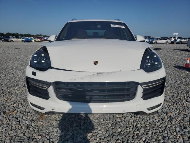  PORSCHE CAYENNE 2018 Белый