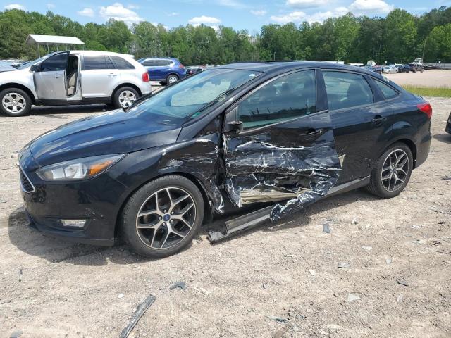  FORD FOCUS 2017 Czarny