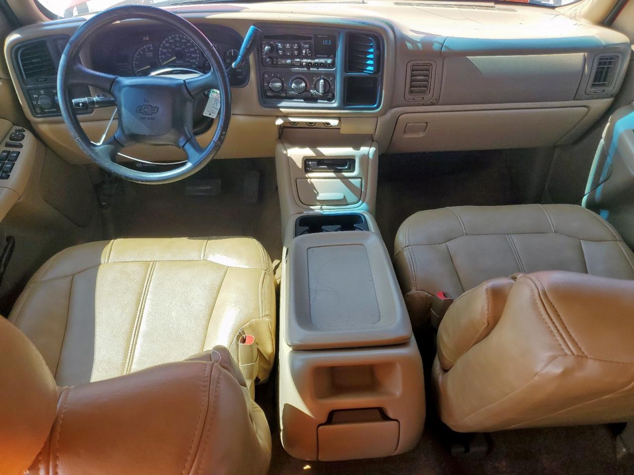 2000 Chevrolet Suburban C1500 VIN: 3GNEC16T9YG170067 Lot: 56919185