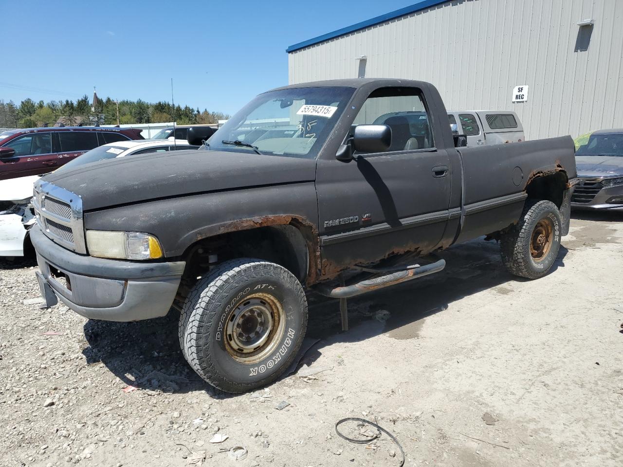 1996 Dodge Ram 2500  de vânzare în Franklin, WI - Rear End