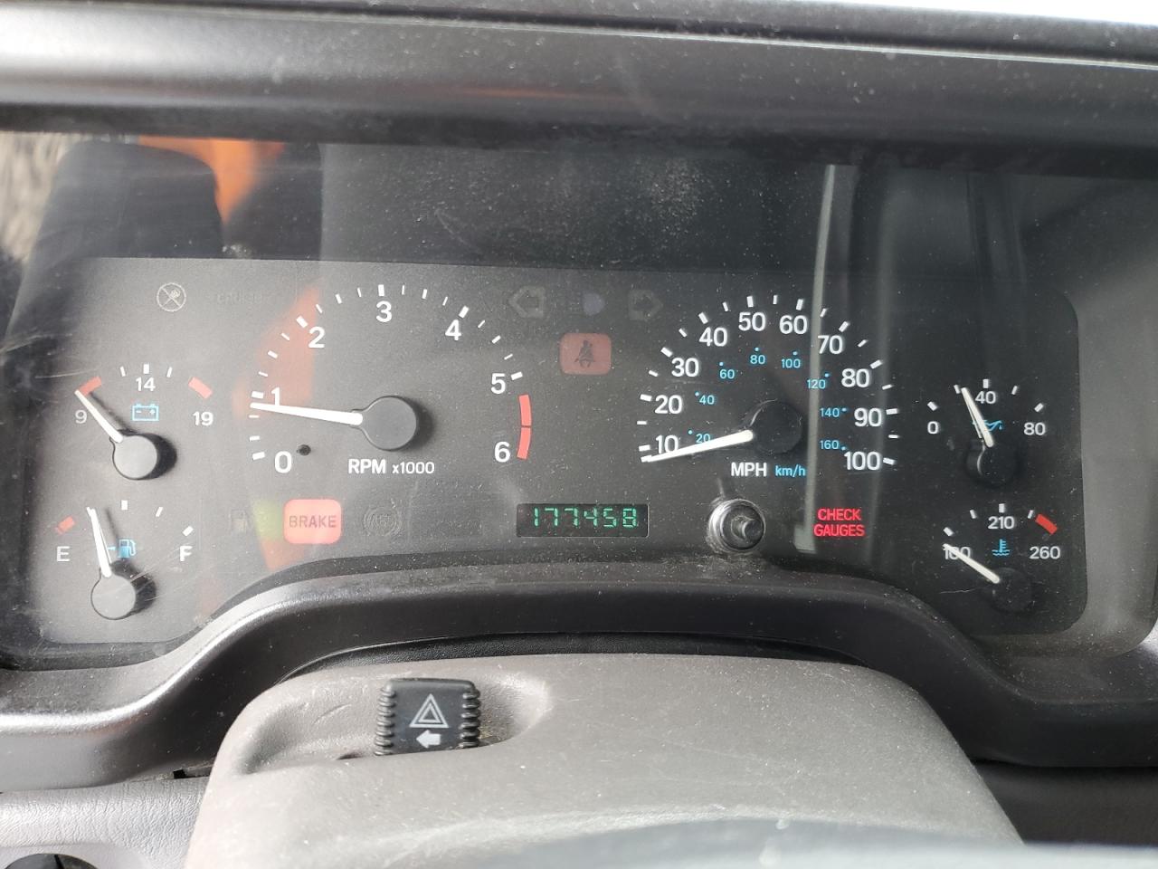 1998 Jeep Wrangler / Tj Sport VIN: 1J4FY19S7WP710696 Lot: 57134215