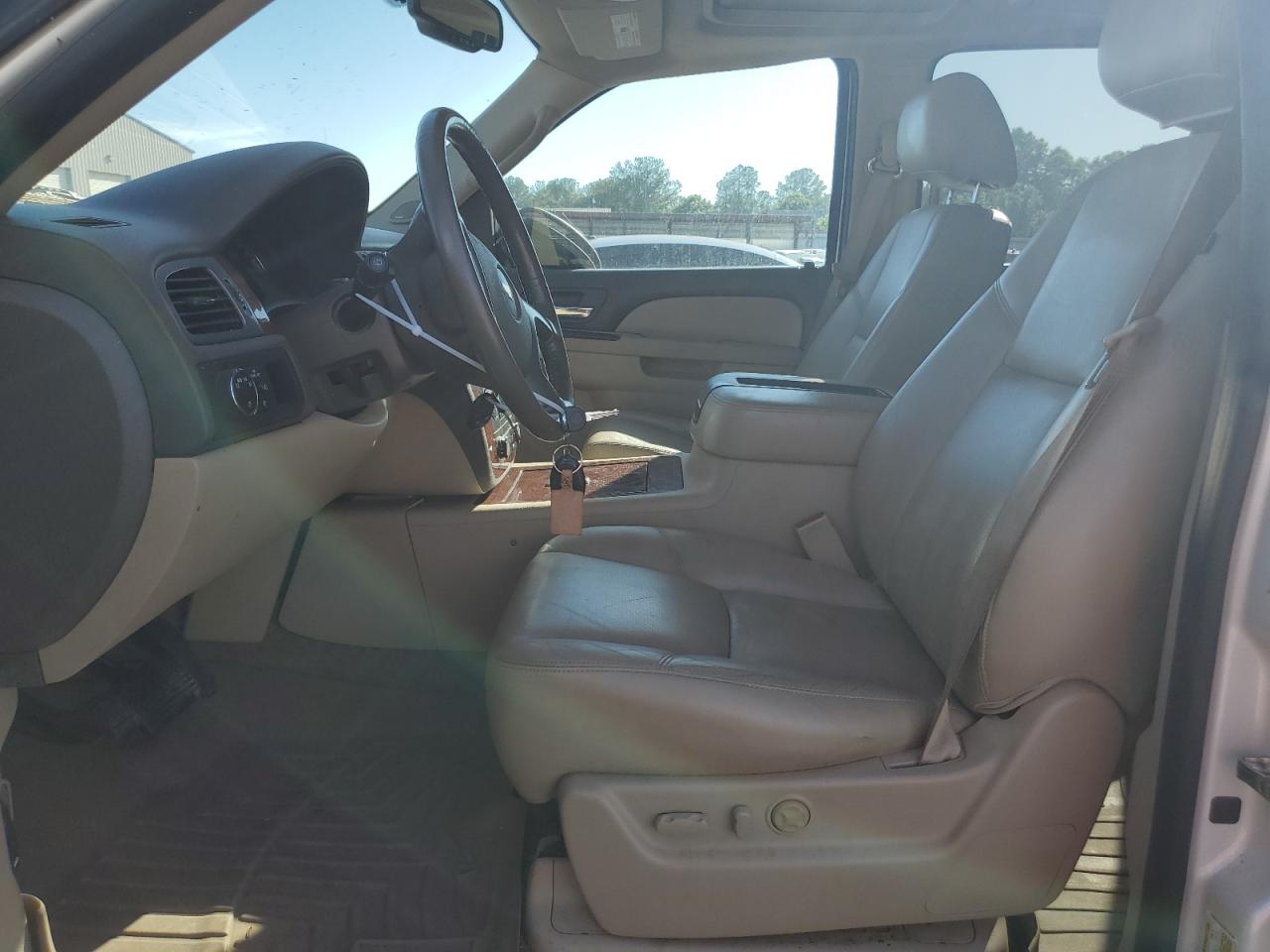 2012 Chevrolet Suburban C1500 Ltz VIN: 1GNSCKE09CR163046 Lot: 57570645